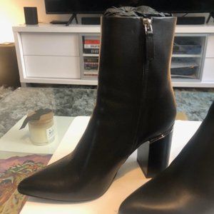 Alexander wang Kirby Animal Print Boots with dust bag and old box